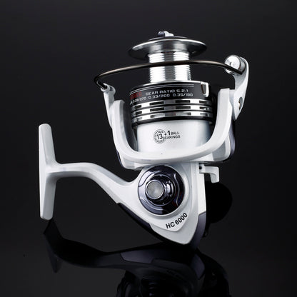 White HC Fishing Reel